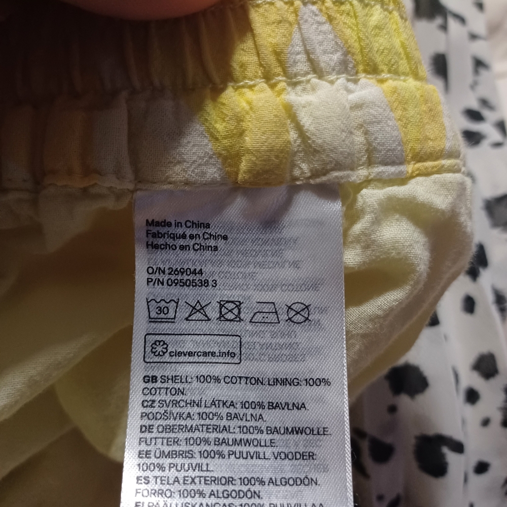 H&M Sunflower Print A-Line Skirt - Picture 3 of 4
